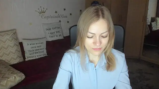 Tiffany Bates online show from 11-01-25, 03:19