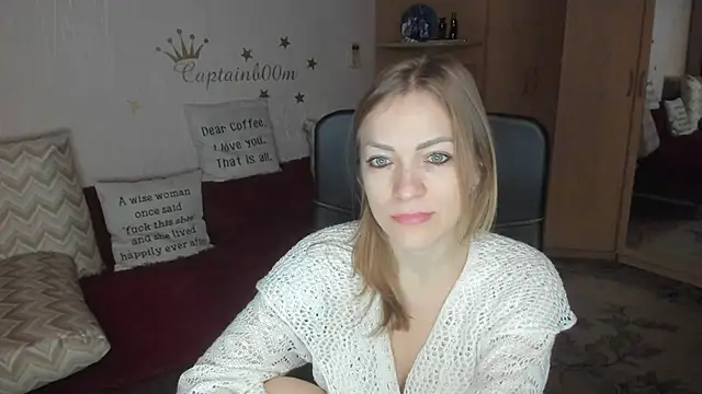 Tiffany Bates online show from 11-03-25, 03:52