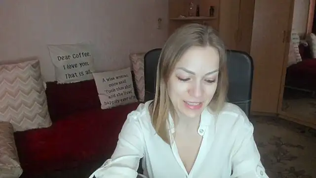 Tiffany Bates online show from 03-19-26, 10:08