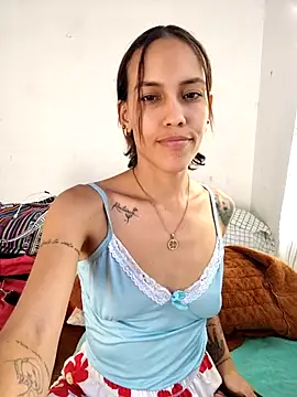 Snapshot of Lilo-skinny chatting on 10-19-25, 09:59 Lilo-skinny online show from 10-19-25, 09:59