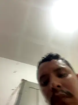 Snapshot of Franminga chatting on 10-14-25, 10:43 Franminga online show from 10-14-25, 10:43