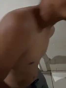 Snapshot of Franminga chatting on 10-16-25, 12:00 Franminga online show from 10-16-25, 12:00