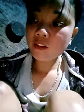 Snapshot of Samyy_xx chatting on 11-21-25, 10:30 Samyy xx online show from 11-21-25, 10:30