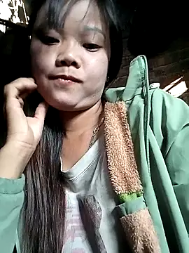 Snapshot of Samyy_xx chatting on 11-23-25, 12:32 Samyy xx online show from 11-23-25, 12:32