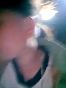 Snapshot of Samyy_xx chatting on 11-26-25, 11:50 Samyy xx online show from 11-26-25, 11:50