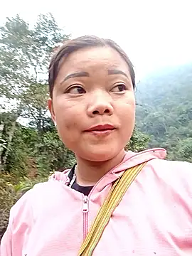 Snapshot of Samyy_xx chatting on 12-02-25, 11:56 Samyy xx online show from 12-02-25, 11:56