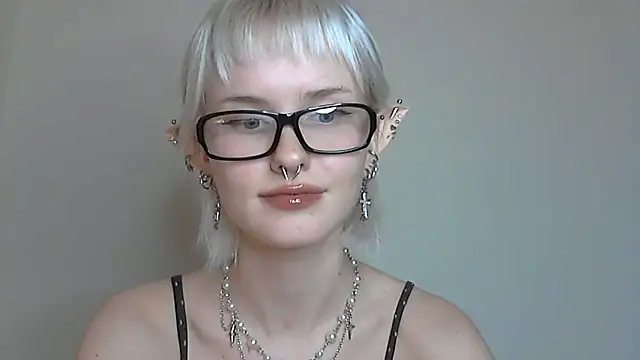 Paradoxy  online show from 10-29-25, 07:26