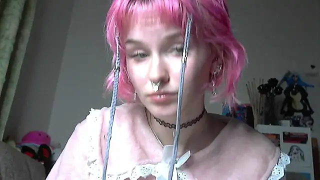 Snapshot of Paradoxy_ chatting on 03-07-26, 08:50 Paradoxy online show from 03-07-26, 08:50