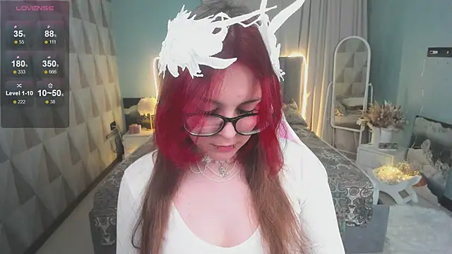 Snapshot of Monaco_Sun chatting on 11-04-25, 06:18 Monaco Sun online show from 11-04-25, 06:18