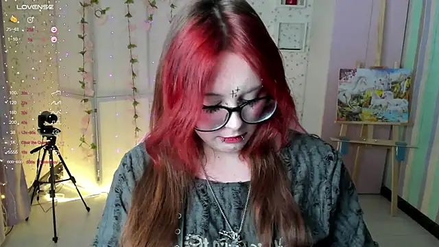 Snapshot of Monaco_Sun chatting on 11-29-25, 06:11 Monaco Sun online show from 11-29-25, 06:11