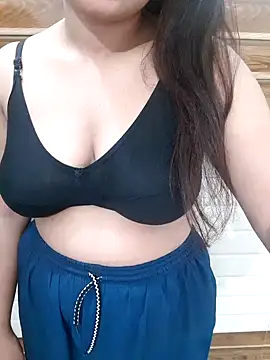 Minakshi 677 online show from 11-18-25, 05:23