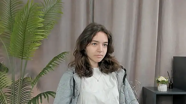 TarahCayne online show from 09-29-25, 09:36