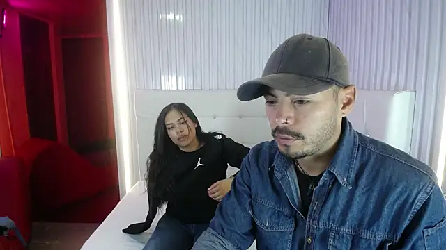 Fresh and Mei online show from 10-28-25, 03:54