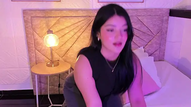 EmmaBlossom online show from 03-04-26, 01:50