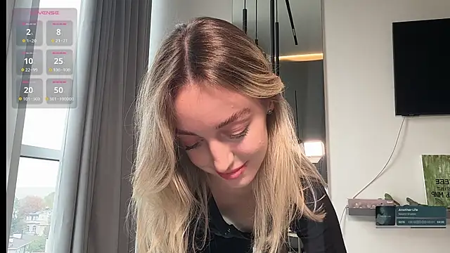 SophieBelll online show from 10-27-25, 10:41