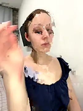 Snapshot of Im_Regina chatting on 12-18-25, 04:02 Im Regina online show from 12-18-25, 04:02