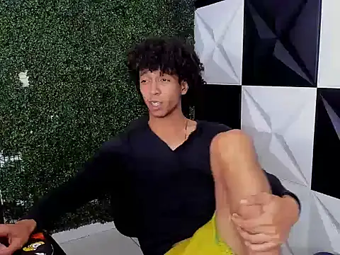 xion ez online show from 10-17-25, 08:55