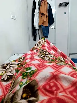 Snapshot of ramboram897 chatting on 12-18-25, 01:39 ramboram897 online show from 12-18-25, 01:39