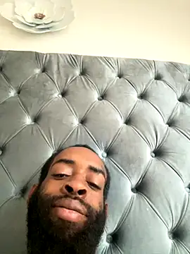 vaultclub online show from 10-10-25, 12:04