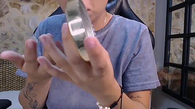 RousseGil  online show from 10-14-25, 11:22