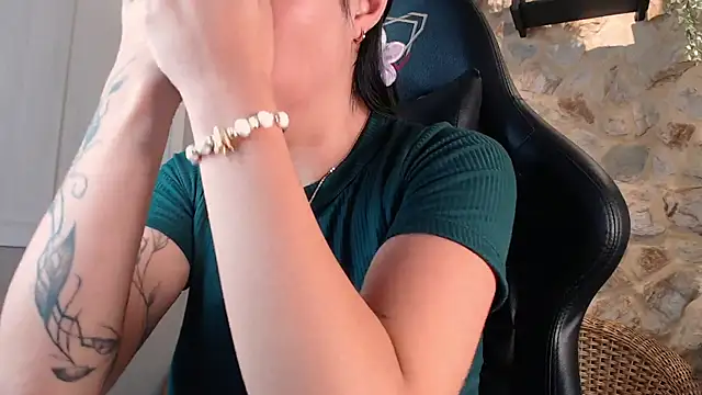 RousseGil  online show from 10-16-25, 11:11