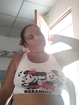 Snapshot of MEYBELLATINA chatting on 02-28-26, 09:38 MEYBELLATINA online show from 02-28-26, 09:38