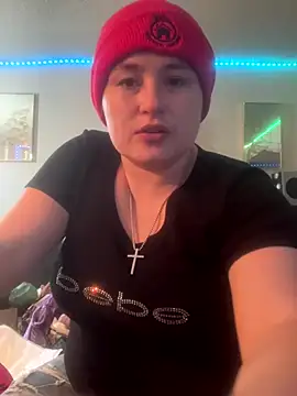 BuzzBunni69 online show from 10-04-25, 09:51