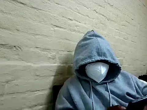 Snapshot of Mshayiwesinqe chatting on 09-25-25, 12:14 Mshayiwesinqe online show from 09-25-25, 12:14