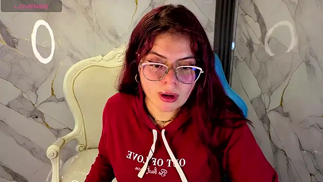 Snapshot of draviana_a_ chatting on 01-07-26, 02:58 draviana a online show from 01-07-26, 02:58