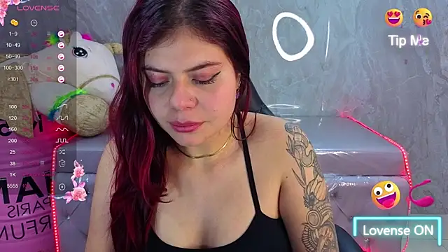 Snapshot of draviana_a_ chatting on 02-26-26, 02:54 draviana a online show from 02-26-26, 02:54