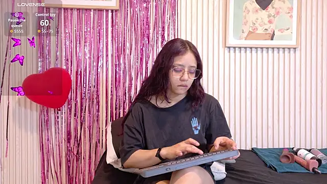 Abrilmirren online show from 02-19-26, 11:06