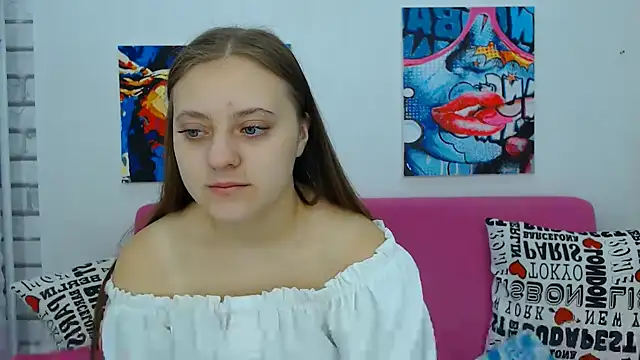 Snapshot of ArinaBelle chatting on 10-20-25, 02:12 ArinaBelle online show from 10-20-25, 02:12