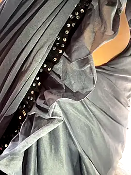 Lisa afreen online show from 12-23-25, 06:22