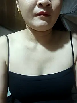 Snapshot of Paul-paul11 chatting on 10-05-25, 02:15 Paul-paul11 online show from 10-05-25, 02:15