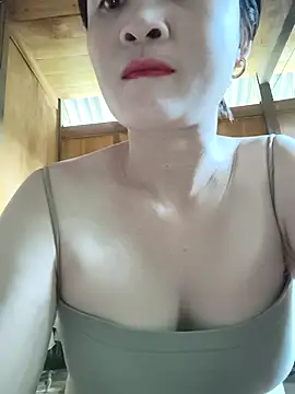 Snapshot of Paul-paul11 chatting on 10-16-25, 01:06 Paul-paul11 online show from 10-16-25, 01:06