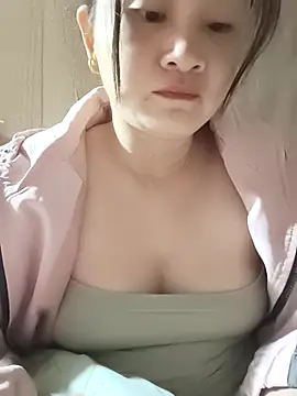 Snapshot of Paul-paul11 chatting on 11-16-25, 10:26 Paul-paul11 online show from 11-16-25, 10:26