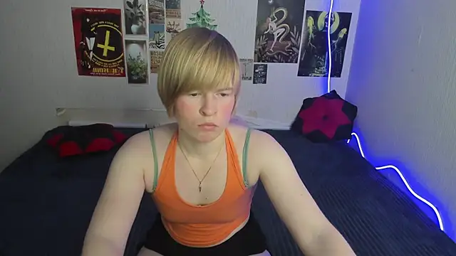 Cattie w  online show from 02-20-26, 01:13