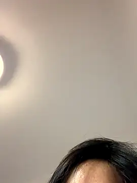 Snapshot of POS001 chatting on 10-19-25, 09:59 POS001 online show from 10-19-25, 09:59