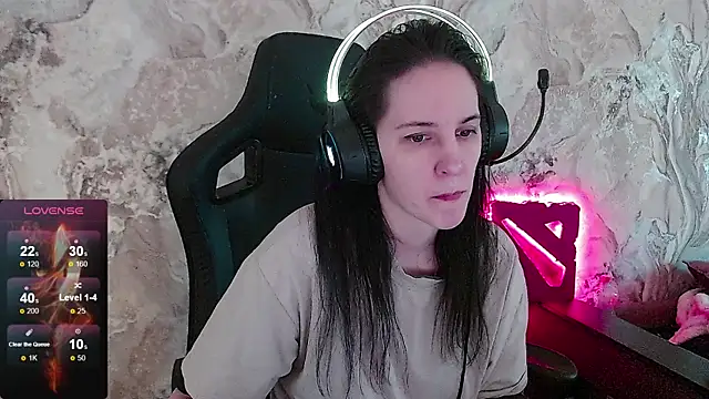 Irwi Tomboy online show from 04-18-26, 03:49