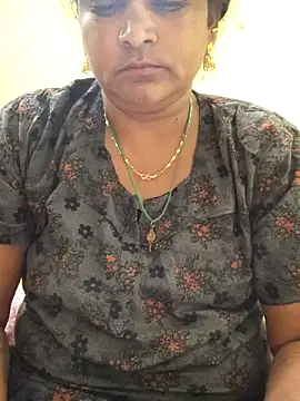 navyasree143 online show from 02-15-26, 05:15