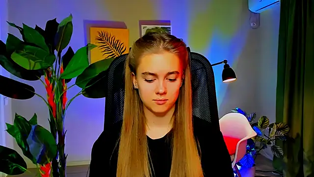 JuneWoods online show from 12-04-25, 06:23