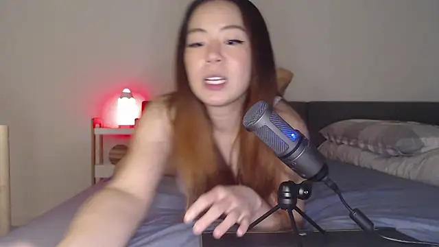 blueburrypie online show from 10-16-25, 02:18