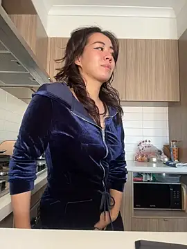 blueburrypie online show from 04-25-26, 12:13