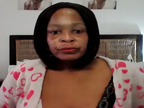 Blacksashaxx online show from 05-06-26, 07:24