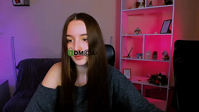 Snapshot of leslie_bird chatting on 11-22-25, 11:53 leslie bird online show from 11-22-25, 11:53