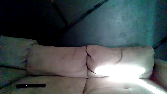 Snapshot of sexycolf chatting on 10-28-25, 09:13 sexycolf online show from 10-28-25, 09:13