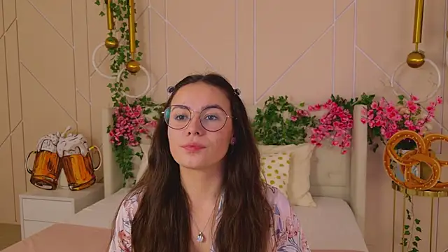 Snapshot of GabiBatista chatting on 10-01-25, 05:02 GabiBatista online show from 10-01-25, 05:02