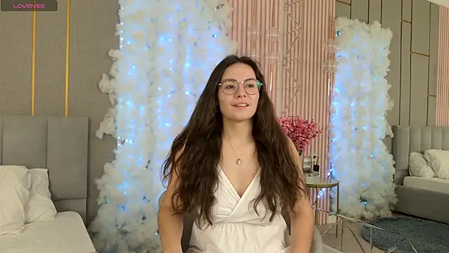 Snapshot of GabiBatista chatting on 10-15-25, 05:07 GabiBatista online show from 10-15-25, 05:07