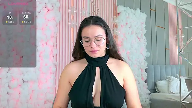 Snapshot of GabiBatista chatting on 11-05-25, 05:07 GabiBatista online show from 11-05-25, 05:07