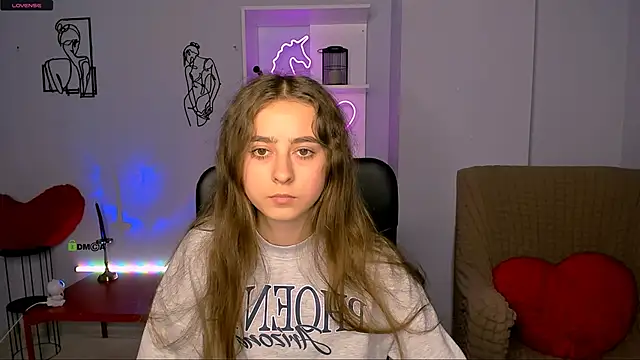 rebecca smile online show from 11-10-25, 01:10